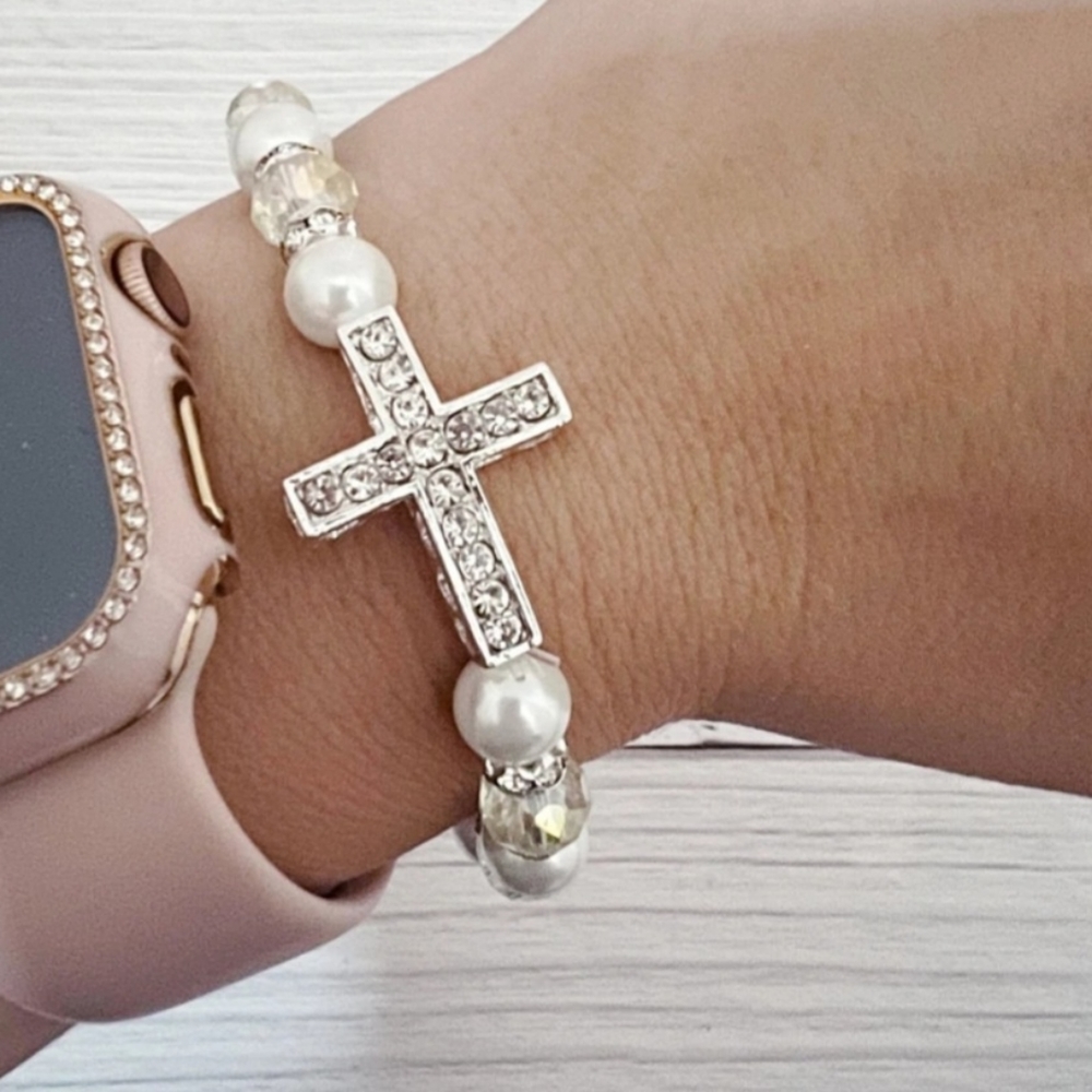 Rhinestone cross stretch bracelet